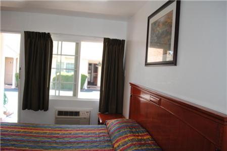 لوس أنجلوس Rose Bowl Motel الغرفة الصورة